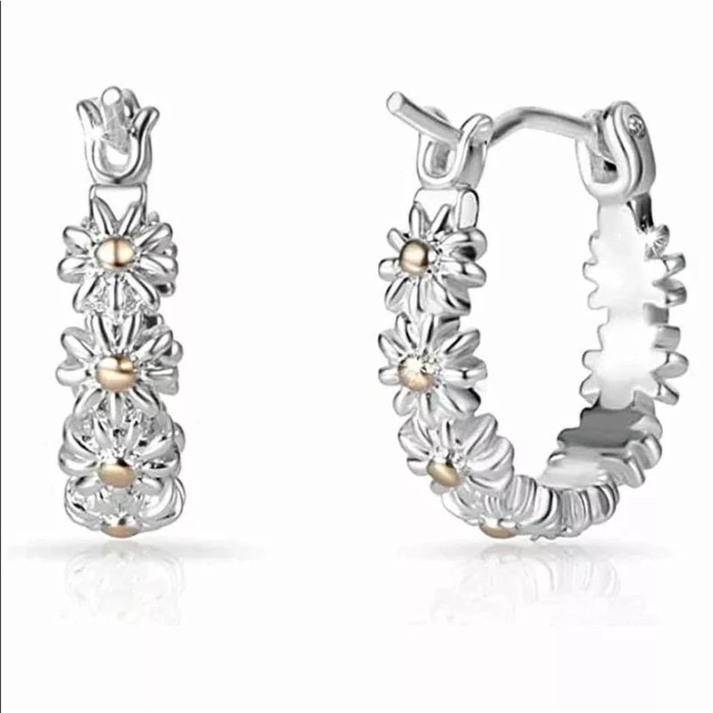 Tiny daisy hoop earrings., New
